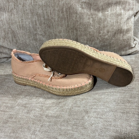 6 1/2 women Dolce Vita DV Peach Canvas platform casual lace up shoes espadrille - Picture 3 of 8